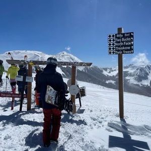 Meet your Posher, Alex